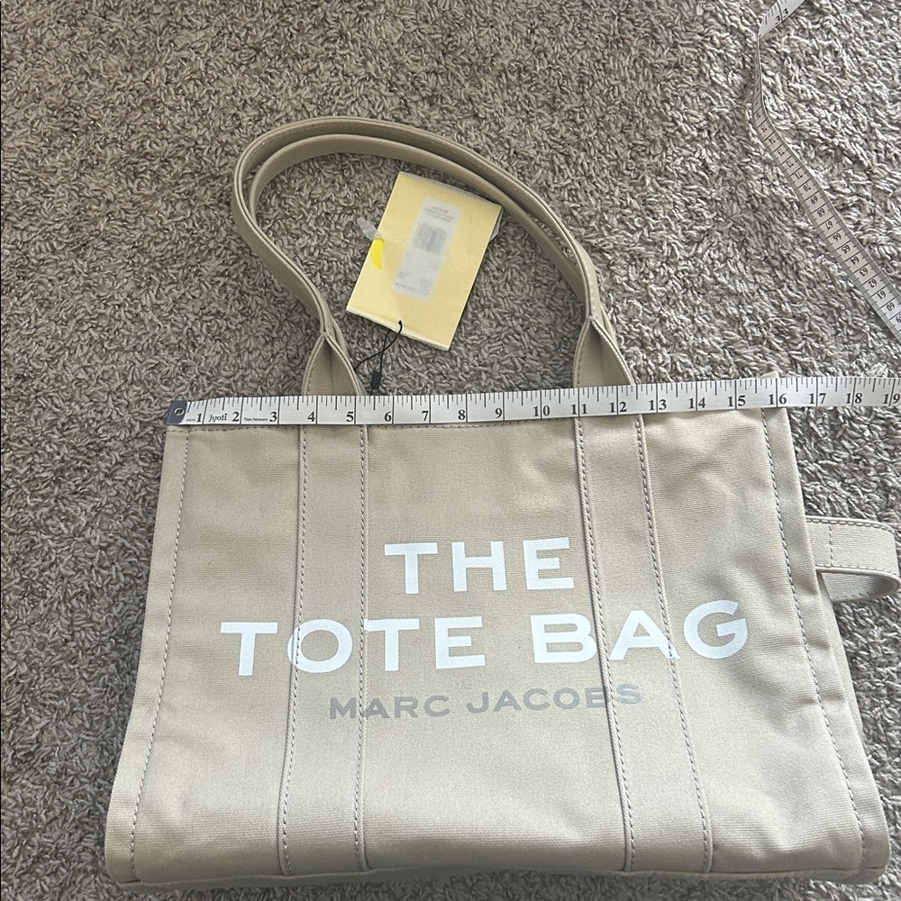 Marc Jacobs The Large Tote Bag - Picture 5 of 6